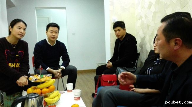 560684837909864652_副本