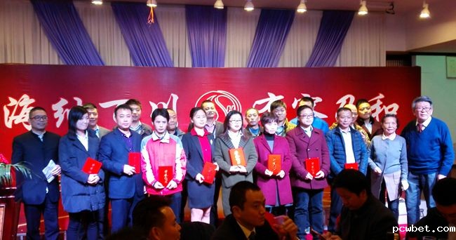 736686366874366706_副本