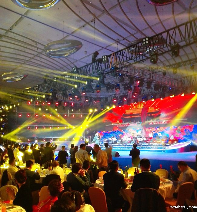 14360539771149989_副本